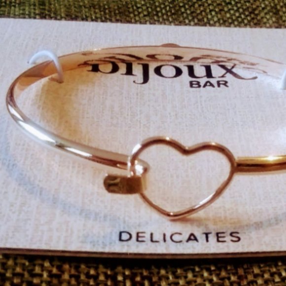Ladies Nice Bijoux Rose Gold Cut Out Copper Bronze Rhodium Heart Bracelet - Picture 1 of 4